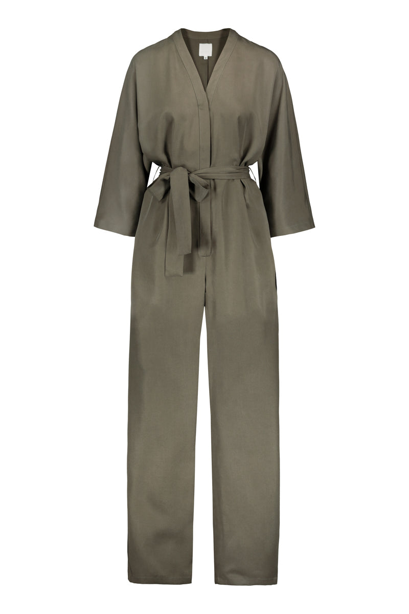Tundra kimono overall in khaki Front picture of the product. Hálo from north