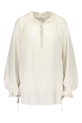 Tundra prairie blouse in natural white. Front picture of the product. Hálo from north